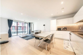 Modern Apartment in London